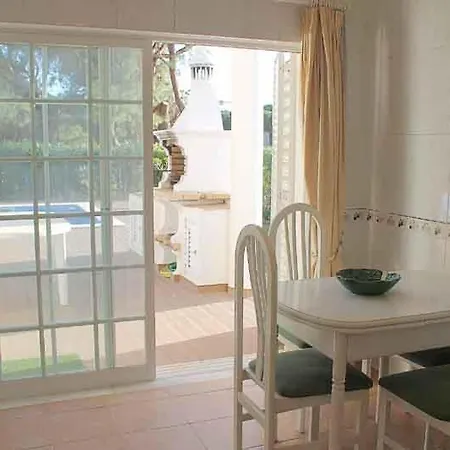 Villa In Vale Do Lobo Sleeps 8 Includes Swimming Pool Air Con And Wifi 4 Villa