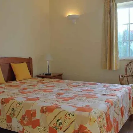 Villa In Vale Do Lobo Sleeps 8 Includes Swimming Pool Air Con And Wifi 4 Vale do Lobo